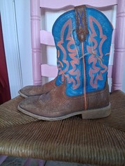 Twisted X Youth Boots Square Toe Cowboy Boots W/ Fancy Stitching Blue & Orange