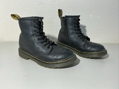 Dr Doc Martens 1460 J Black Leather Combat Boots Zip Kids Youth Size 1 US