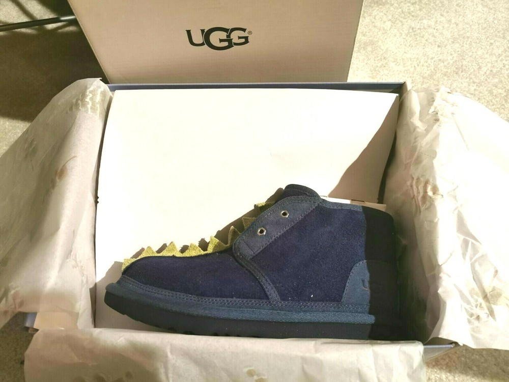 New UGG Big Kids Blue Dinosaur Neumel Genuine Shearling Lined Boots Shoes Sz 4 5