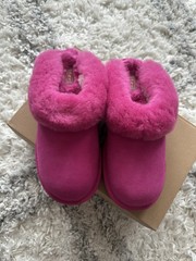 UGG K Cluggette Pink Shearling Suede Slippers Fur Trim Logo EU 36 US 4