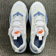 Nike Air Max 270 React SE Running Gym Training Shoe White CJ4060-100 Youth Sz 6Y