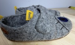Camper Kids Wool Slippers Gray Size 26 Mules Slip On Shoes
