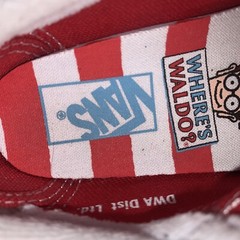 Vans Shoes Off the Wall Where’s Waldo Limited Edition Toddler Size 5 Exclusive ￼