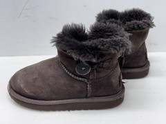 UGG Australia Brown Suede Mini Bailey Button Boots Toddlers 11