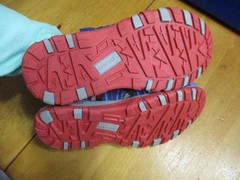 NWT Everest Big Kid Closed Toe Durable Sport Sandals,Size 4,Cushion Footbed,
