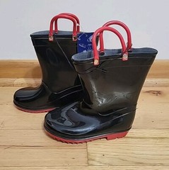 NEW Kids Size 8 Black/Red PVC Rain Boots Pull On Handles For Girls Boys Child