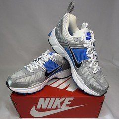 Nike Vomero 5 (GS) White/Black/Blue/Silver Low Top Sneakers 6Y/7.5W $160 Retail