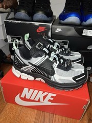 Nike Zoom Vomero 5 Spider GS Sz4.5