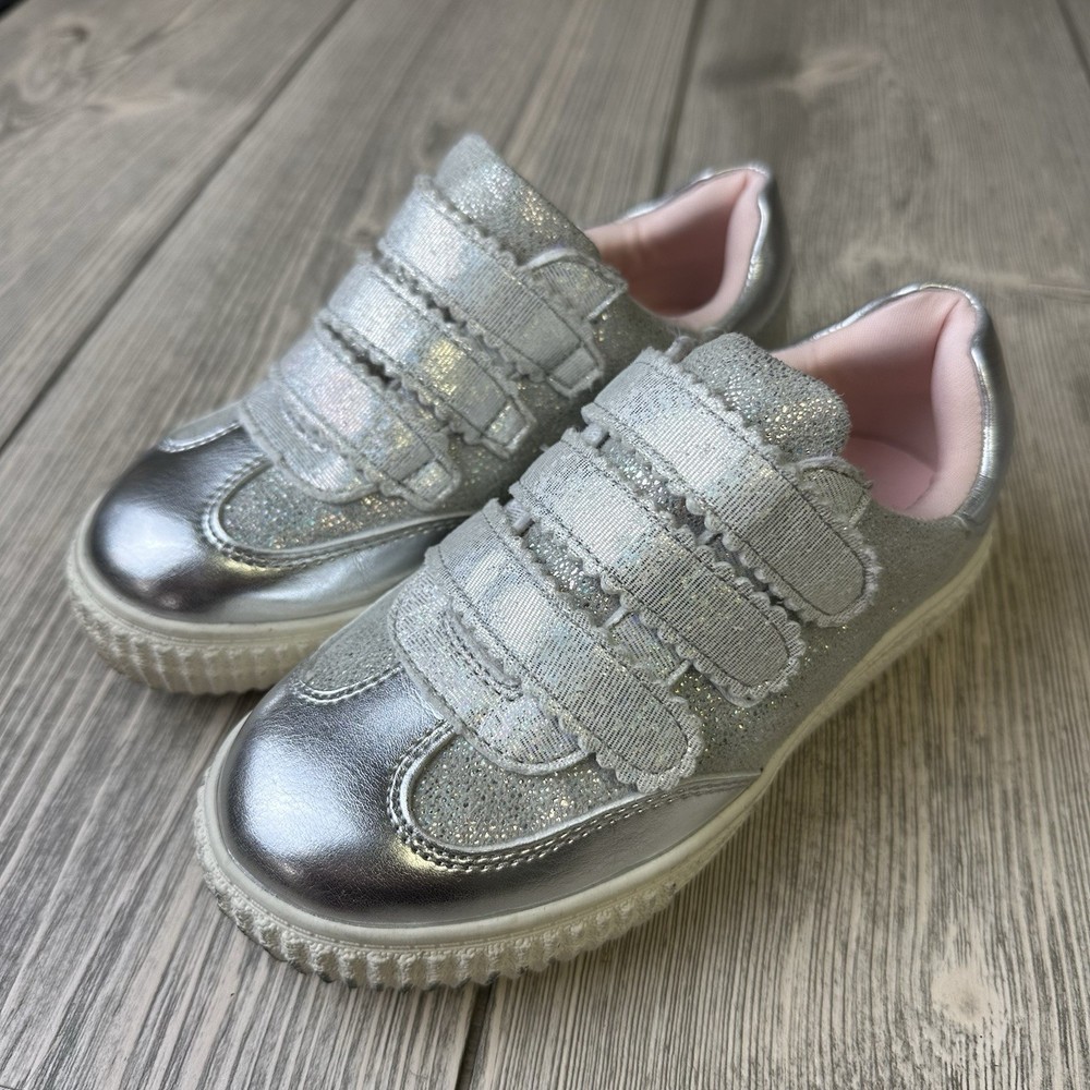 Tucker + Tate Teagin Sneaker Silver Metallic Size 11 Kids