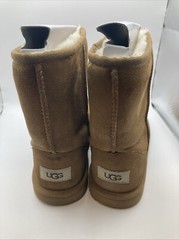 UGG Kids Classic II Boot, Size 6, Authentic with Original Box, Chestnut 1017703K