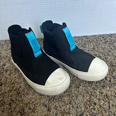People Kids Slip-On Ankle Sneakers Black/Blue/White US C11 EU 28 UK 10