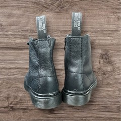 Dr. Martens Kid’s Collection 1460 Serena Mono J Boots US Size 11 -K06