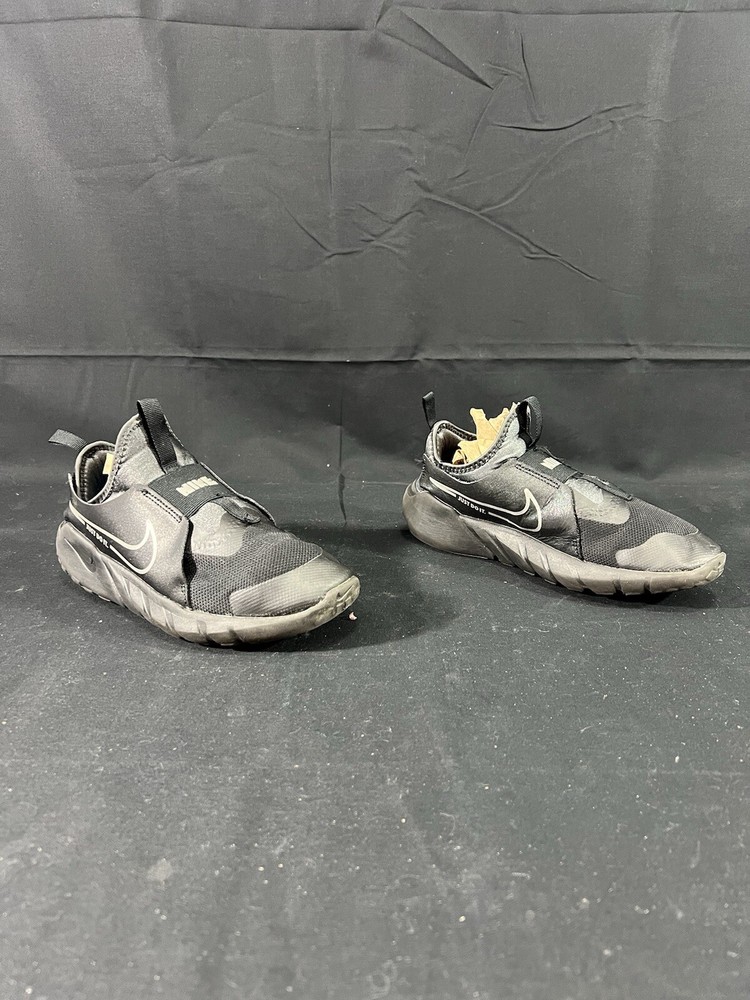 Nike Flex Runner 2 (GS) Sz 6Y Road Running Shoes DJ6038-001 Youth Big Kids