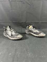 Nike Flex Runner 2 (GS) Sz 6Y Road Running Shoes DJ6038-001 Youth Big Kids