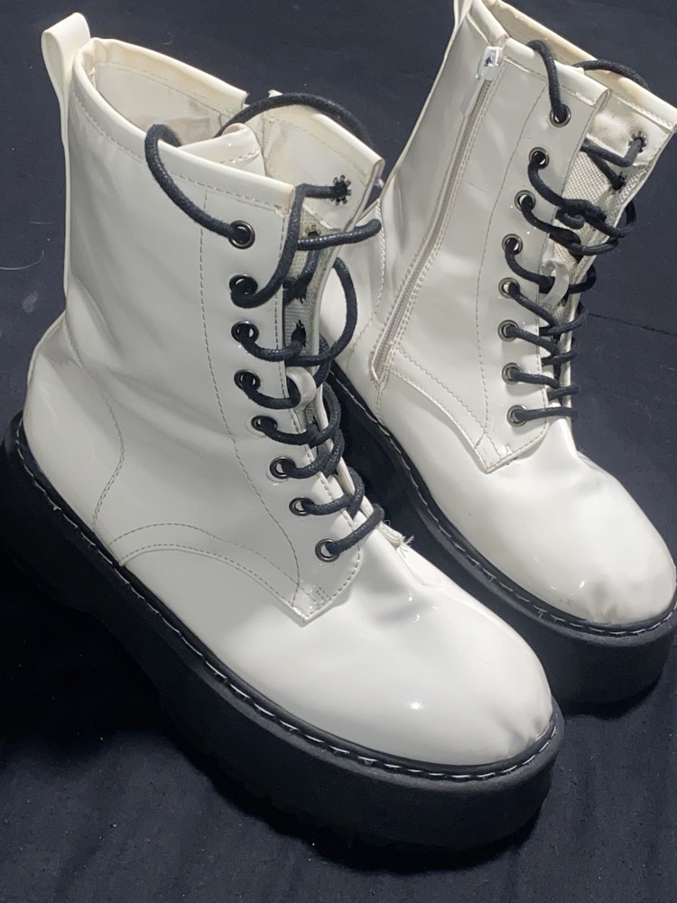 Forever Patent Leather Combat Ankle Boots Lace-Up Side Zipper US 8 EU 16