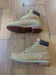 Timberland Wheat Nubuck Size 4 Waterproof Work Boots Tan construction Jordans