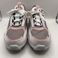 Nike Air Max Bolt Junior Grade School CW1626-200 GS US Size 6.5Y Light Violet