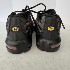 Nike Air Max Plus TN Topography Pack Black & White 7Y Running Shoes DJ4622-001