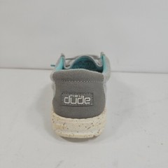 Hey Dude Wally Stretch. Youth Size 3-4. (UK 2, EU 35). Lace Up Loafers. Gray.