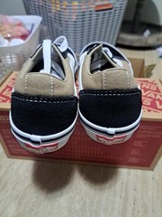 Brand New With BOX Vans Boy’s Multicolored Canvas Shoes Youth Size 3-New