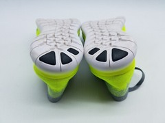 Nike Free RN Flyknit (GS) Youth’s Size 4Y Running Shoes Gray Yellow