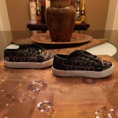 Michael Kors Kids Sneaker Gold/Tan & Black Lace Up Shoes Kids Size 11 #165