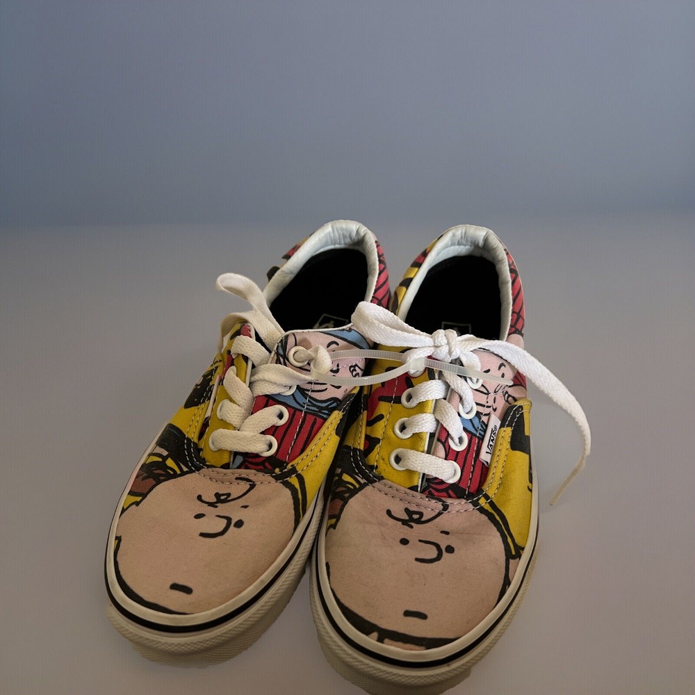 Peanuts Vans Collection 2017 by Charles M. Schulz Charlie Snoopy Linus Kids 2