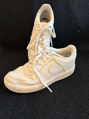 Nike Air Force 1 Triple White 314193-117 Youth Sneakers/Shoes size 2.5Y