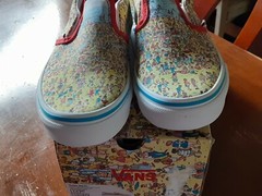 NIB Vans X Where’s Waldo? Classic Slip On Shoes Kids/Youth Size 2