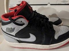 Air Jordan 1 Retro Mid “BRED SHADOW” Size 10 Black Red Gray