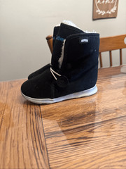 Native Jiffy Black White Faux Shearling Lined Button AP Luna Winter Boots Size 9