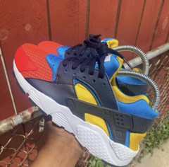 Nike Huarache Bright Crimson Running Sneakers- 4 Y ~ 5.5 W BQ7096-600
