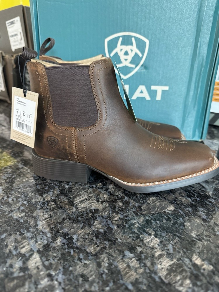 Ariat Kids Booker Ultra Brown Bantamweight Wide Square Toe Chelsea Boots Sz 1