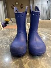 Crocs Handle It Classic Blue Rubber Rain Boots 12803 Youth Size J 2 Juniors