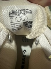 Kids converse – worn gently
