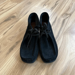 Clarks Wallabee Older Black Suede Kids Size 4.5 EUC