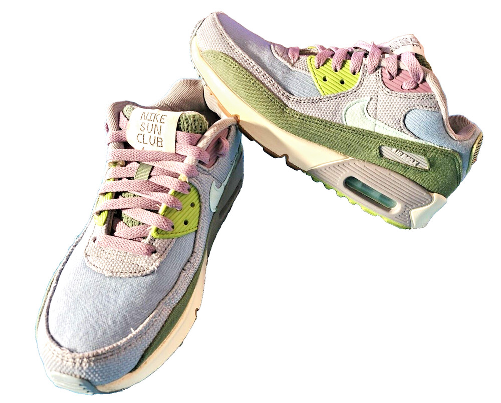 Nike Air Max 90 SE Next Nature Wolf Grey, Blue, Green, Purple. Size 6 young 8 W