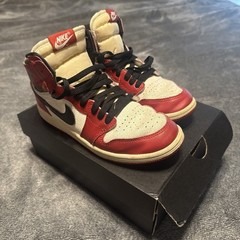 Size 3 (PS) – Jordan 1 Retro OG High Chicago Lost & Found