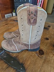 Smoky Mountain Youth Sz 5 D Brown Suede Leather Studded Cowboy Boot W/Pink Trim
