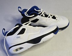 Nike Jordan Flight Stay Loyal 3 Youth Size 5 White Black And Blue
