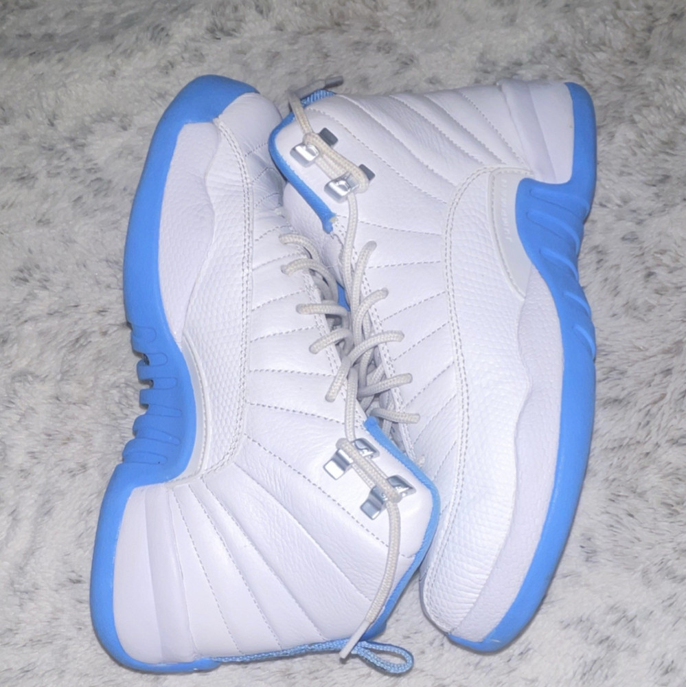 Jordan Air Jordan 12 Retro GS White University Blue Leather Sneakers Size 7Y
