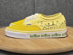 Sesame Street x Vans Authentic Sesame Street Family Youth Size 4 Shoes Sneakers