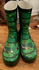 Kid Made Modern Rain Boots Size M 7-8 Bug Camo Garden Rain Boots NWOT