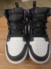 NWOB Jordan 1 Mid PS Preschool Black Dark Iris 640734 095 Sz 10C