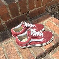 VANS Old Skool Kids Low Top Red/White Suede Canvas Lace-Up Sneakers US 4