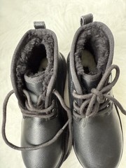 NEW UGG Neumel II Boot Black Leather Big Kids US3/UK2/EU35 (1136847K)