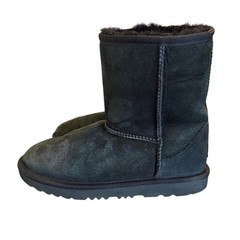 UGG Kids Classic Size 4 Short II Boots Black Suede Shearling 1017703K NEW