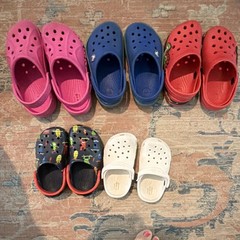 Crocs Classic Clog Unisex Kids US 8 Multicolor Slip-On Rubber Clogs Lot 5