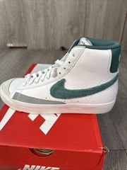 Kids Nike Blazer Mid ’77 White Phantom Pumice Green FZ1158-100 Size 6.5 Y W 8