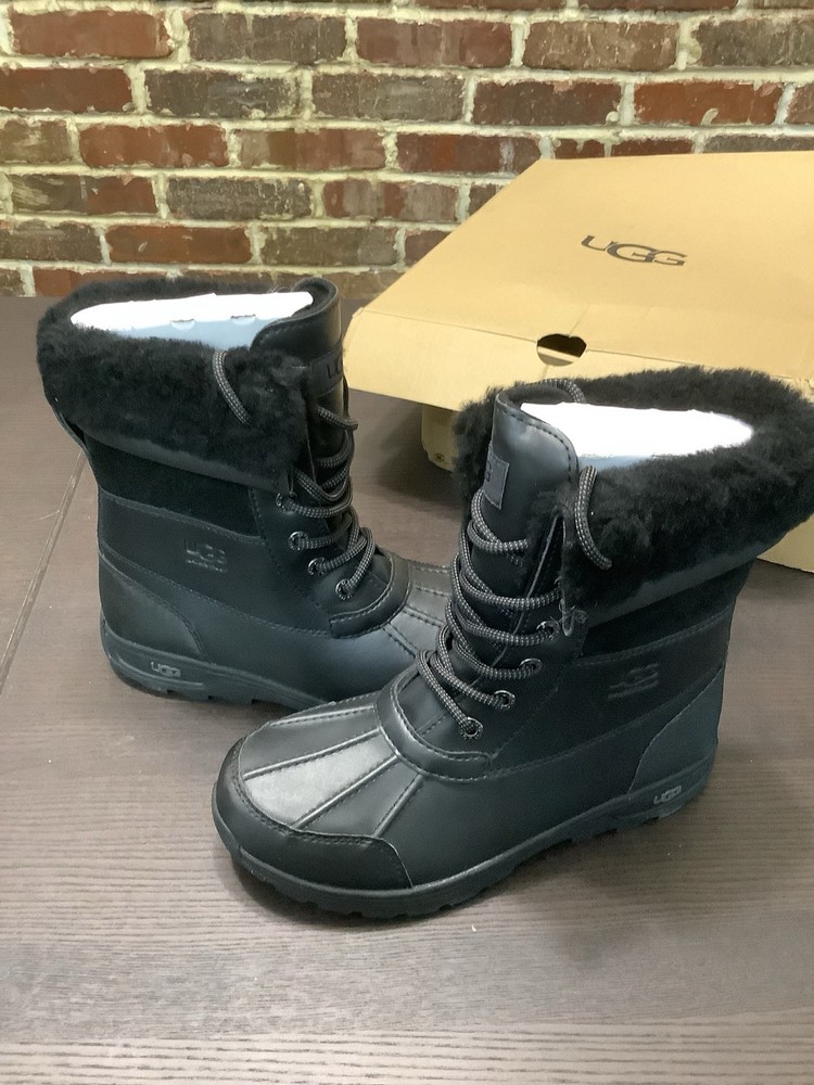 UGG Butte II CWR Model Kids Size 4 Black Suede Boots